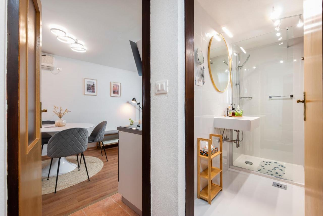 House Elisabeth - A Charming Old Town Property Rovinj Exterior photo