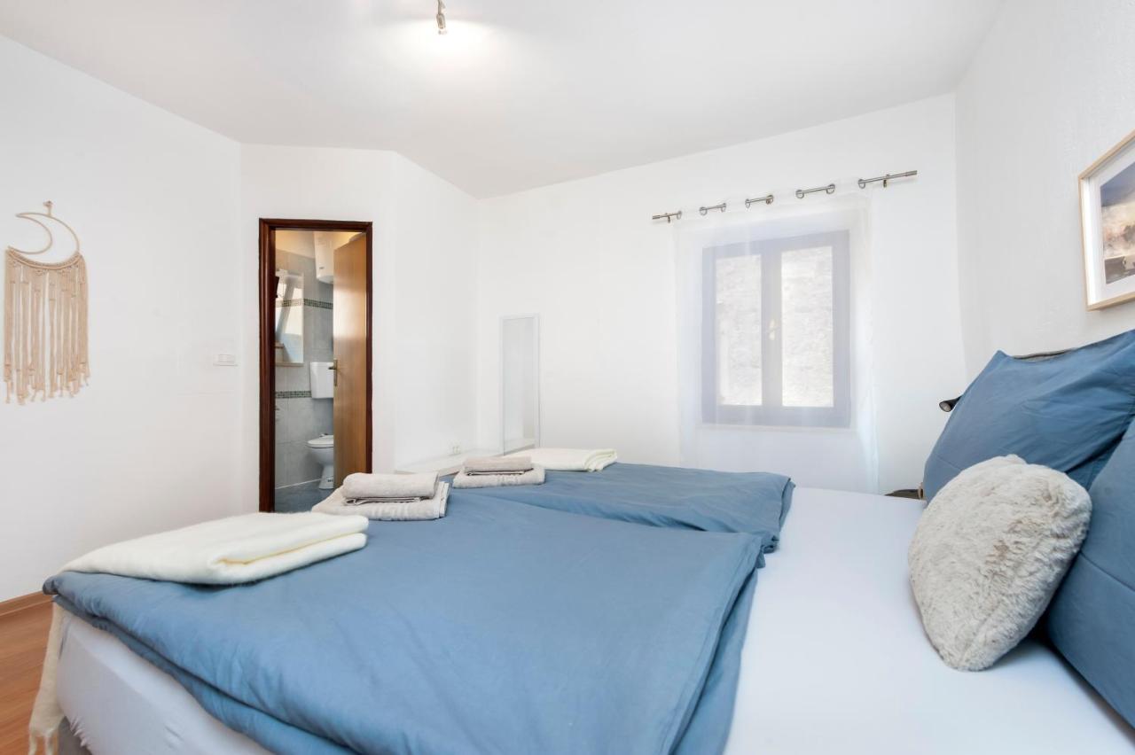 House Elisabeth - A Charming Old Town Property Rovinj Exterior photo